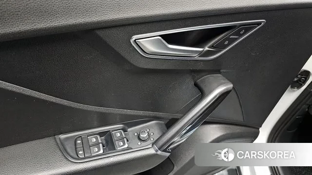 Audi Q2 2020 Белый из Кореи, фото 5