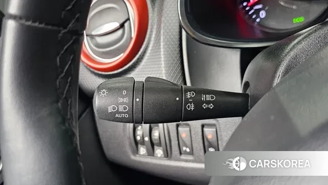 Renault Korea (Samsung) Clio 2018 Белый из Кореи, фото 5