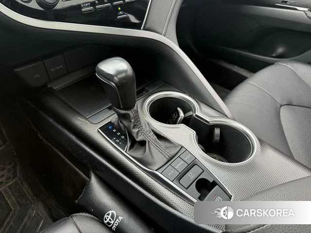 Toyota Camry 2021 Красный из Китая, фото 5