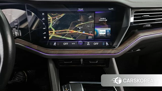 Volkswagen Touareg 3rd generation 2021 Черный из Кореи, фото 5