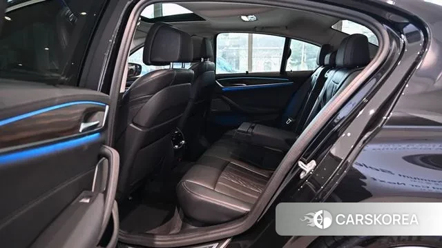 BMW 5 Series (G30) 2023 Черный из Кореи, фото 5