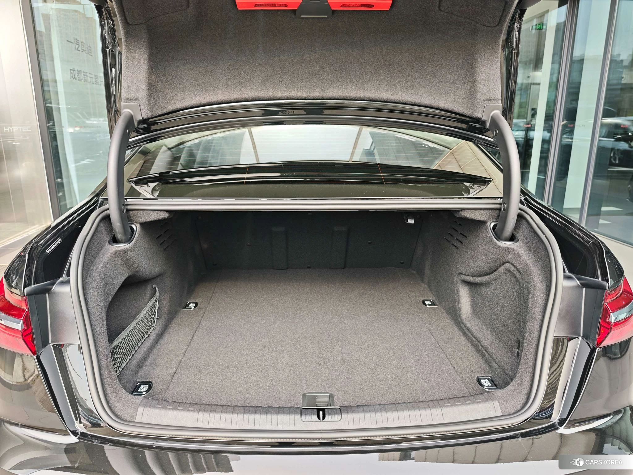 Audi A6L 2023 Черный из Китая, фото 5