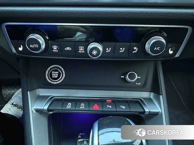 Audi Q3 2022 Белый из Китая, фото 5