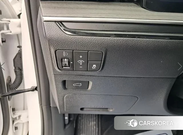 Kia The New K5 3rd generation 2024 Белый из Кореи, фото 5