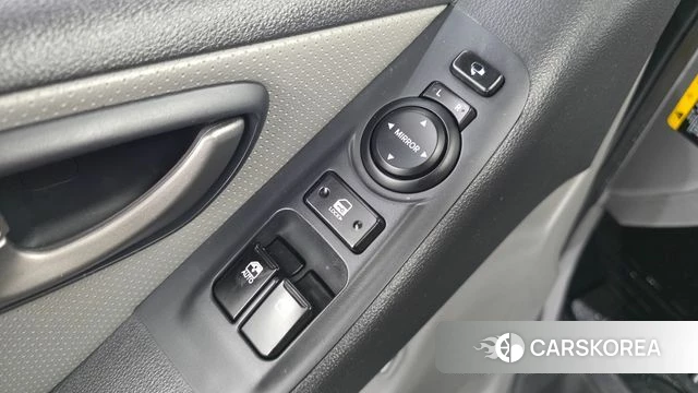 Hyundai The New Grand Starex 2018 Черный из Кореи, фото 5