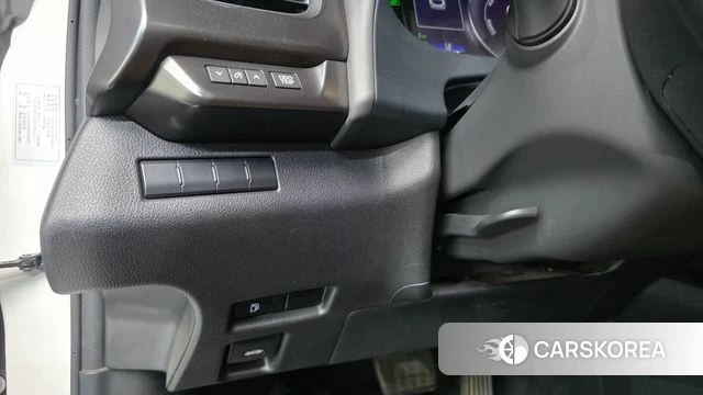 Lexus UX250h 2021 Белый из Кореи, фото 5