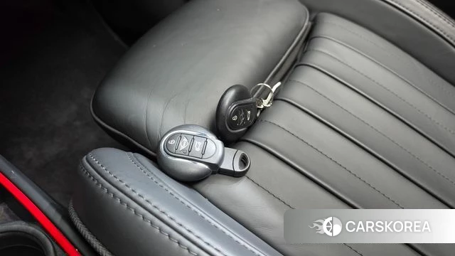 Mini Cooper S Countryman 2023 Темно-зеленый из Кореи, фото 5