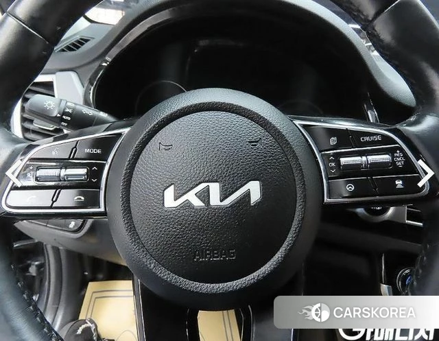 Kia Seltos 2022 Серый из Кореи, фото 5