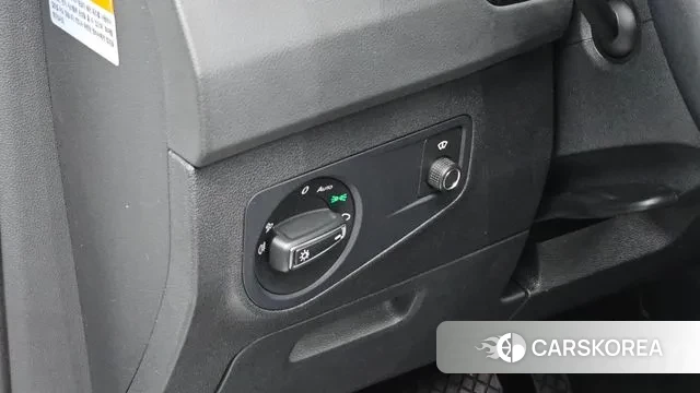 Volkswagen Tiguan second Generation 2022 Белый из Кореи, фото 5