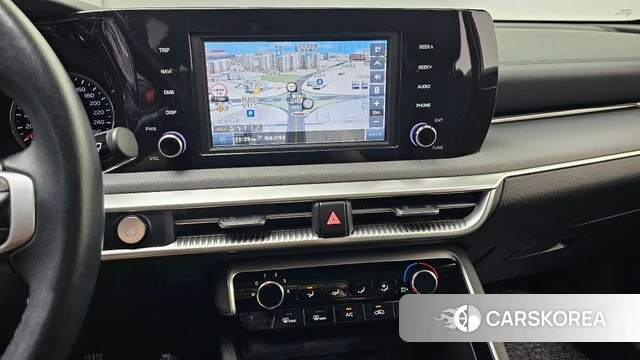 Kia K5 3rd generation 2023 Белый из Кореи, фото 5