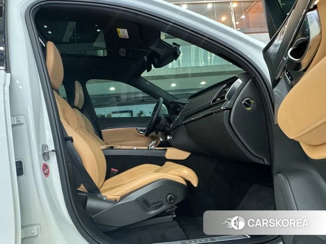 Volvo XC90 second Generation 2022 Белый из Кореи, фото 5