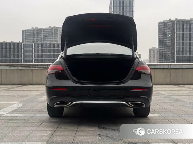 Mercedes-Benz E-class 2021 Черный из Китая, фото 5