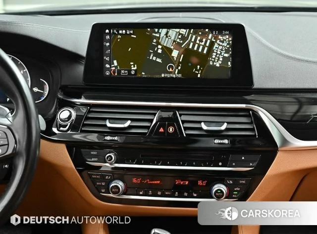 BMW 5 Series (G30) 2018 Черный из Кореи, фото 5