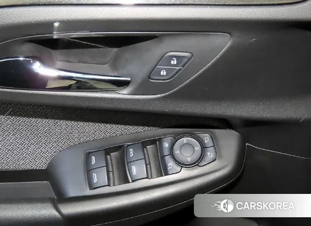 Chevrolet (GM Daewoo) Trailblazer 2020 Белый из Кореи, фото 5