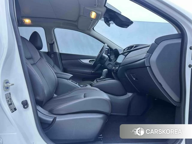 Nissan Qashqai 2022 Белый из Китая, фото 5