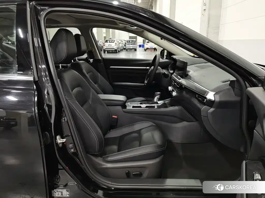 Nissan Altima 2024 Черный из Китая, фото 5