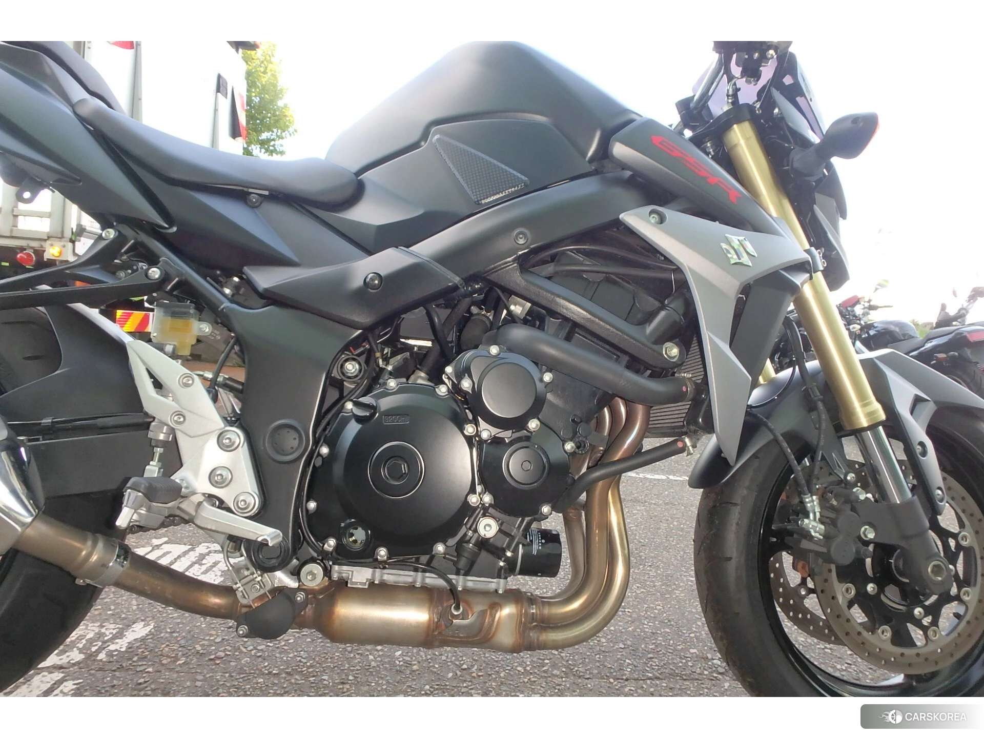 Проданный Suzuki GSR750 2014 из Японии, фото 4