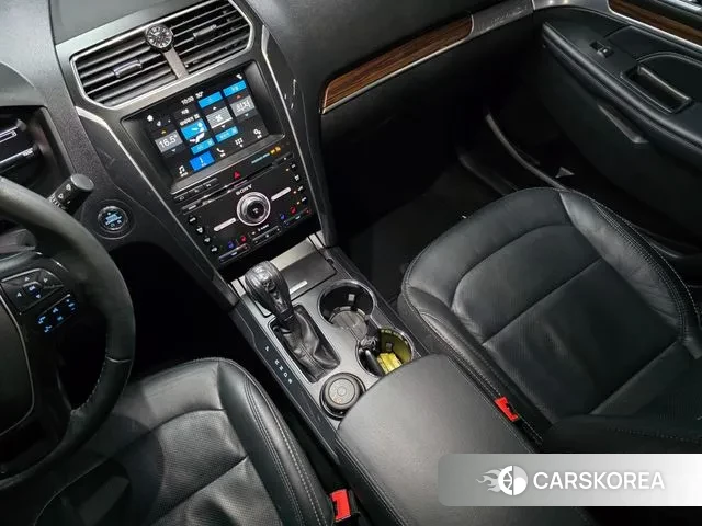 Ford Explorer 2018 Белый из Кореи, фото 5