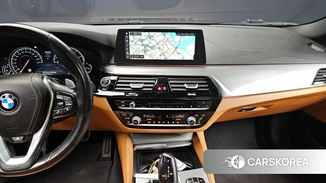 BMW 5 Series (G30) 2018 Черный из Кореи, фото 5