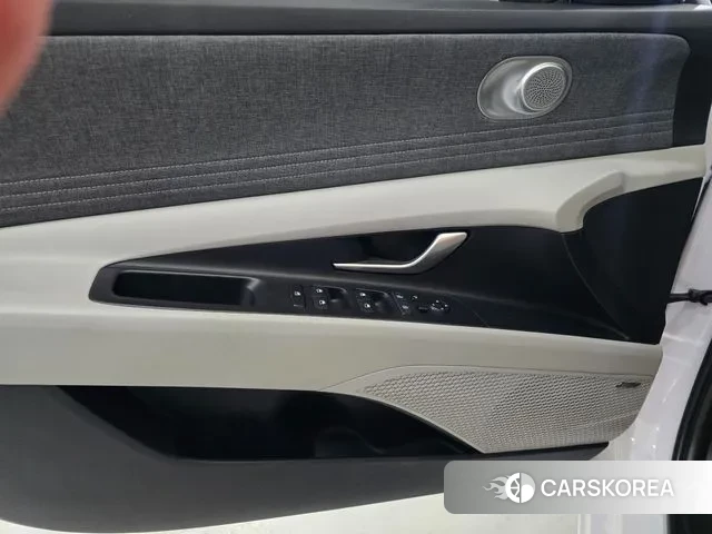 Hyundai Avante (CN7) 2021 Белый из Кореи, фото 5