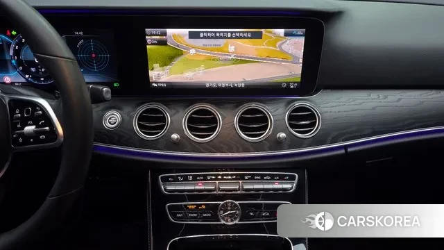 Mercedes-Benz E-Class W213 2020 Серый из Кореи, фото 5