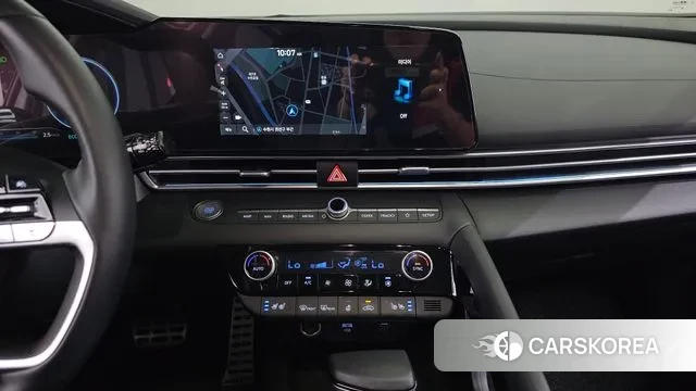 Hyundai The New Avante (CN7) 2023 Белый из Кореи, фото 5