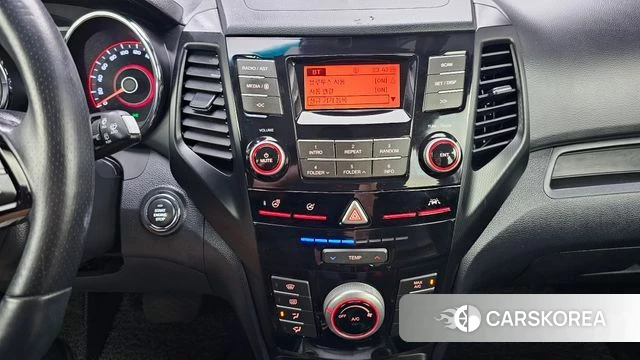 Ssangyong Tivoli Air 2018 Серебристо-серый из Кореи, фото 5