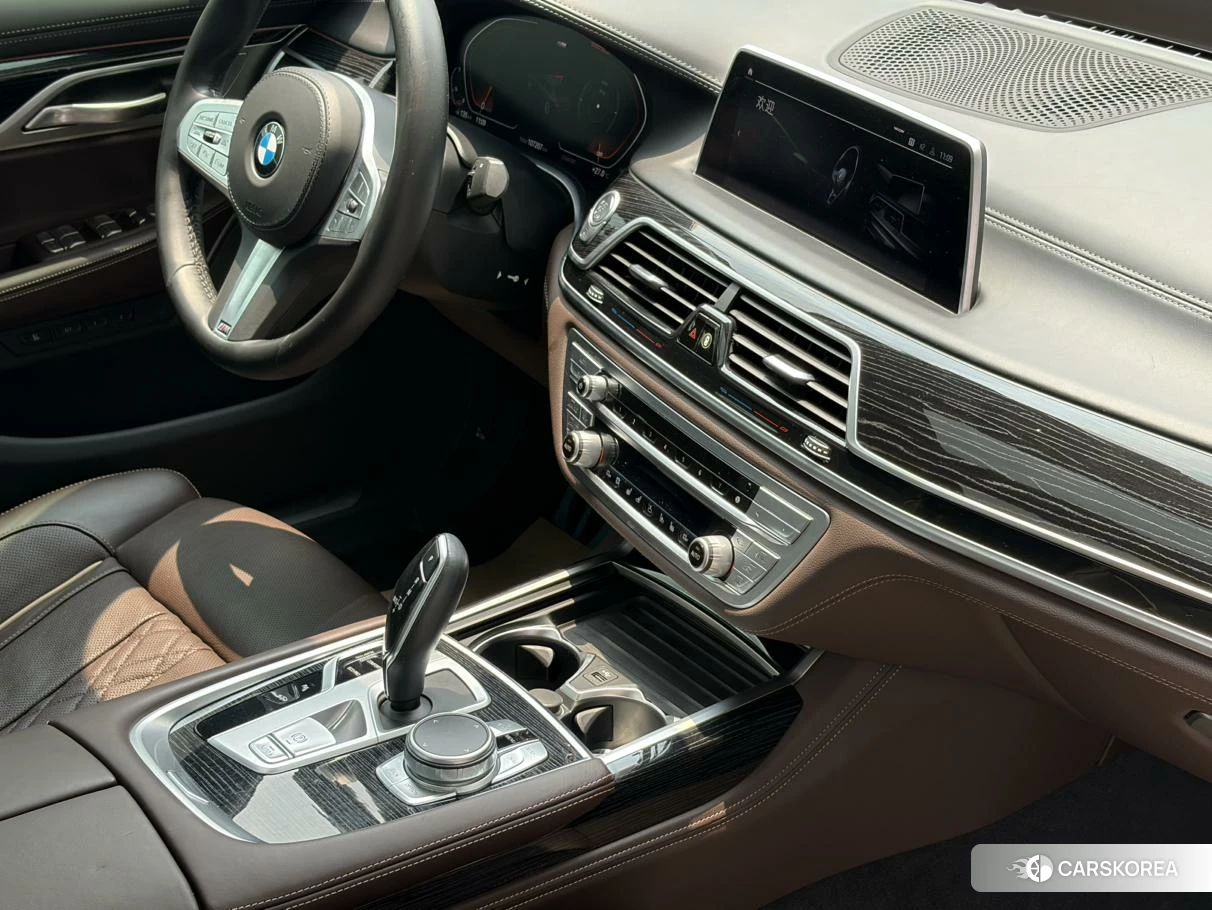BMW 7 series 2021 Черный из Китая, фото 5
