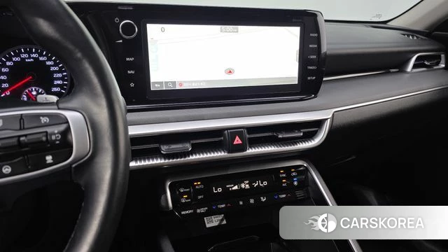 Kia K5 Hybrid 3rd Generation 2023 Черный из Кореи, фото 5