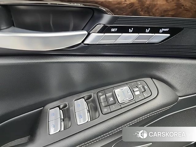 Genesis G90 2021 Черный из Кореи, фото 5