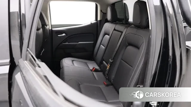 Chevrolet (GM Daewoo) Real New Colorado 2022 Черный из Кореи, фото 5