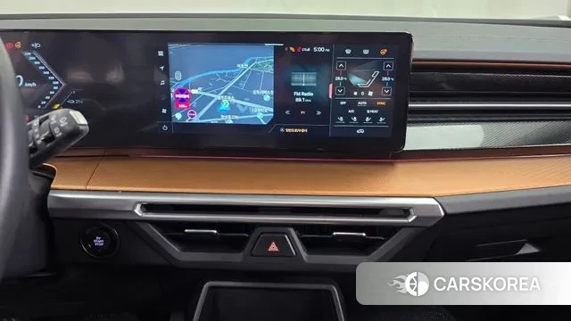 Ssangyong Torres EVX 2023 Белый из Кореи, фото 5