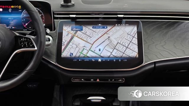 Mercedes-Benz E-Class W214 2024 Белый из Кореи, фото 5