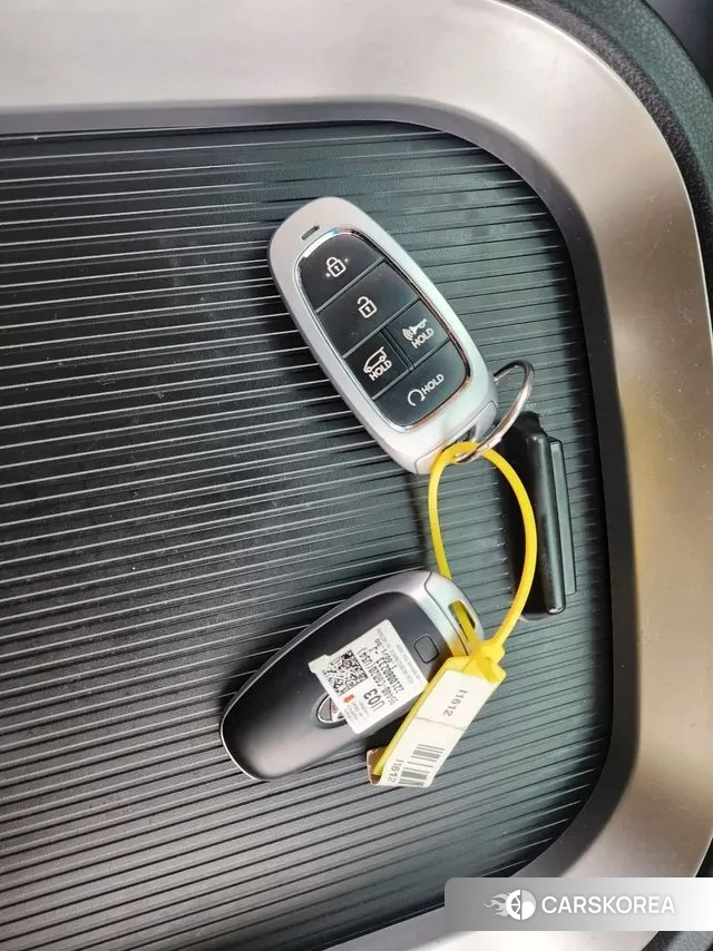 Hyundai Staria 2023 Черный из Кореи, фото 5