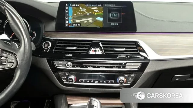 BMW 5 Series (G30) 2018 Черный из Кореи, фото 5