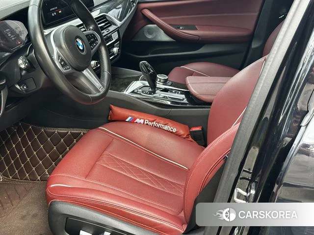 BMW 5 series 2022 Черный из Китая, фото 5