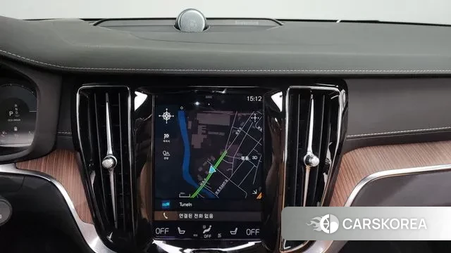 Volvo V60 Cross-Country 2nd Generation 2021 Серебряный из Кореи, фото 5