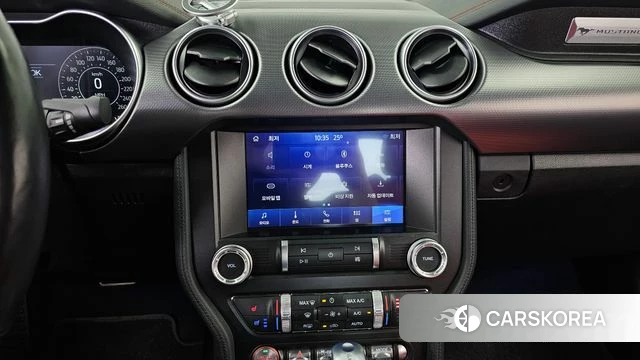 Ford Mustang 2022 Черный из Кореи, фото 5