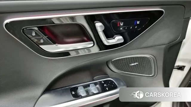 Mercedes-Benz C-Class W206 2022 Белый из Кореи, фото 5