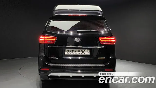 Kia The New Carnival 2019 Черный из Кореи, фото 5