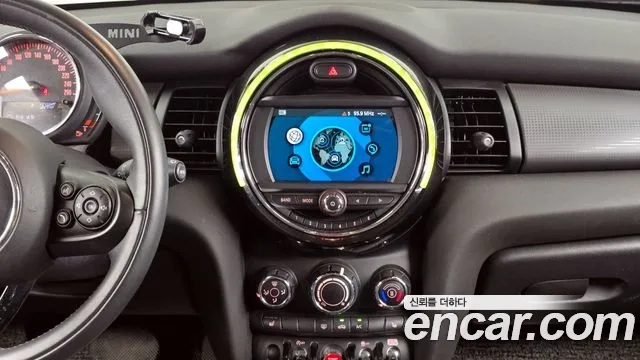 Mini Cooper 2020 Черный из Кореи, фото 5