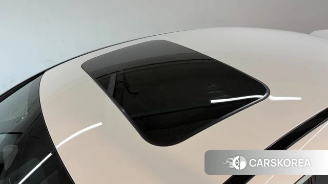 Mercedes-Benz AMG GT 2025 Белый из Кореи, фото 5