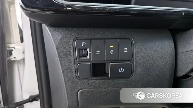 Hyundai Staria 2022 Белый из Кореи, фото 5