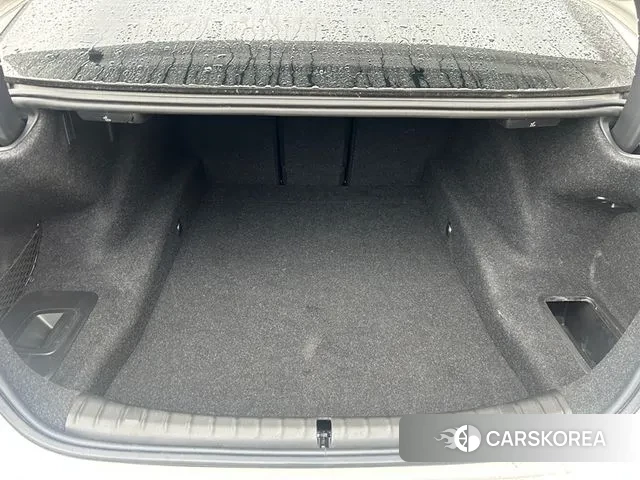 BMW 5 Series (G30) 2020 Белый из Кореи, фото 5