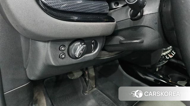 Mini Cooper Clubman 2021 Серебристо-серый из Кореи, фото 5