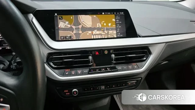 BMW 1 Series (F40) 2021 Черный из Кореи, фото 5