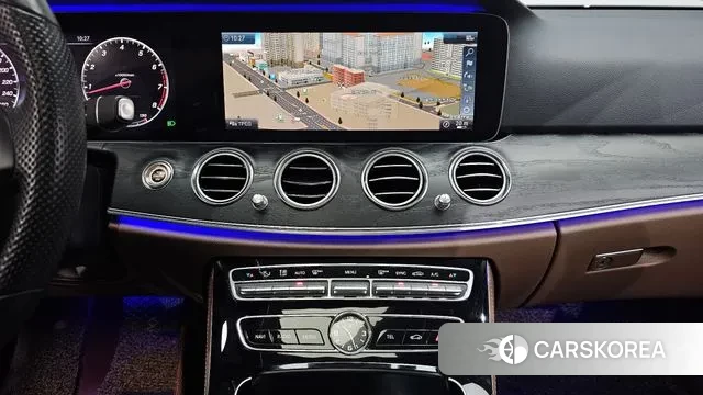 Mercedes-Benz E-Class W213 2018 Серый из Кореи, фото 5