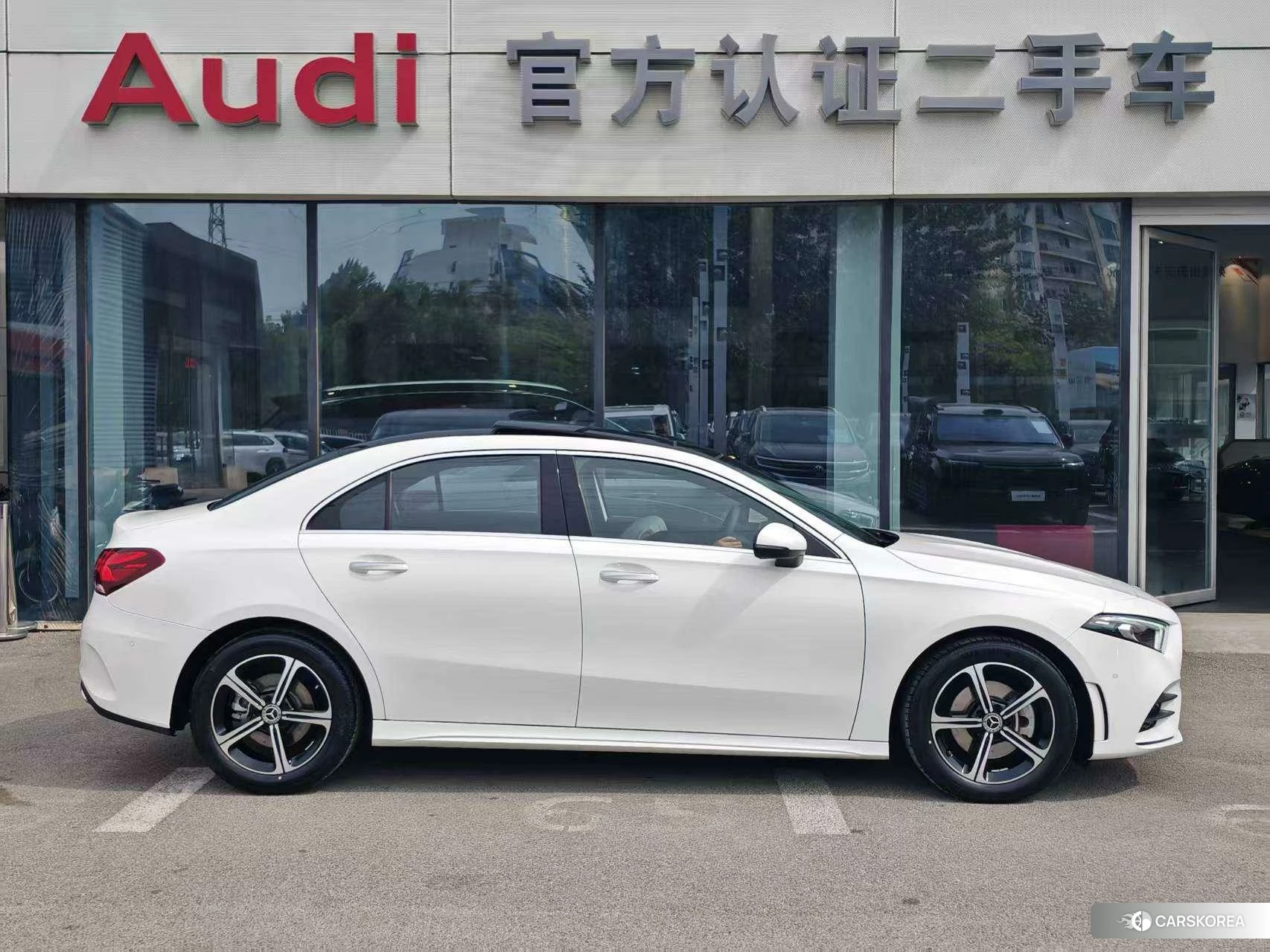 Mercedes-Benz Class A 2021 Белый из Китая, фото 5