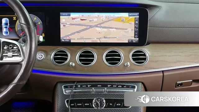 Mercedes-Benz E-Class W213 2019 Черный из Кореи, фото 5