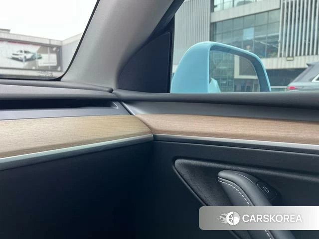 Tesla Model Y 2023 Синий из Китая, фото 5